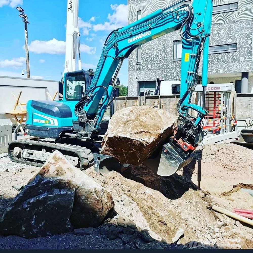 Sunward SWE 90 UF 중형굴삭기 7톤-28톤