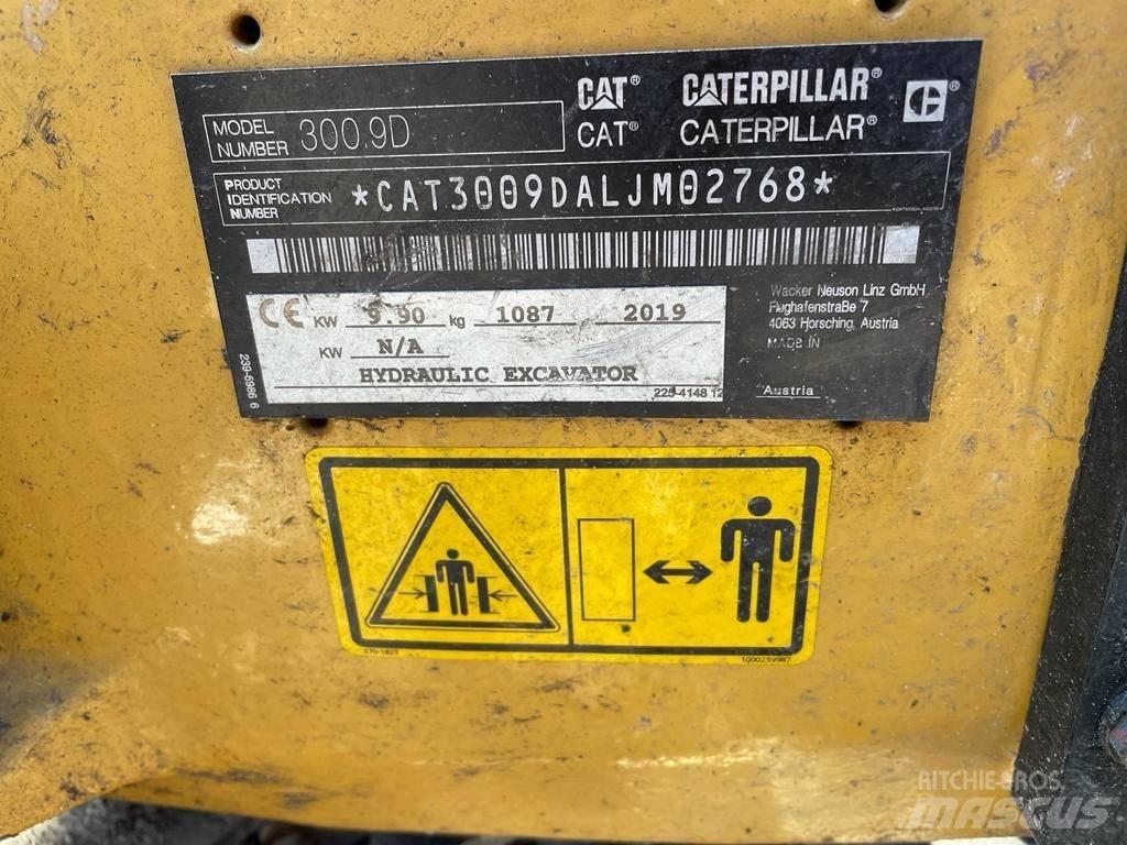 CAT 300.9 D 소형 굴삭기 7톤 미만