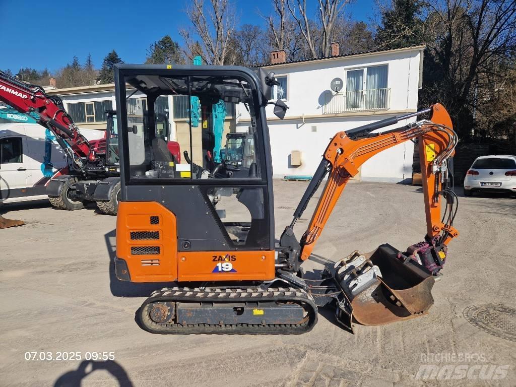 Hitachi ZX 19-6 소형 굴삭기 7톤 미만