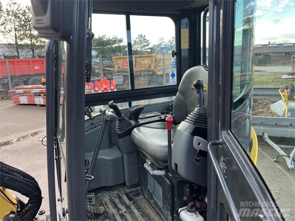 New Holland E 26 C 소형 굴삭기 7톤 미만