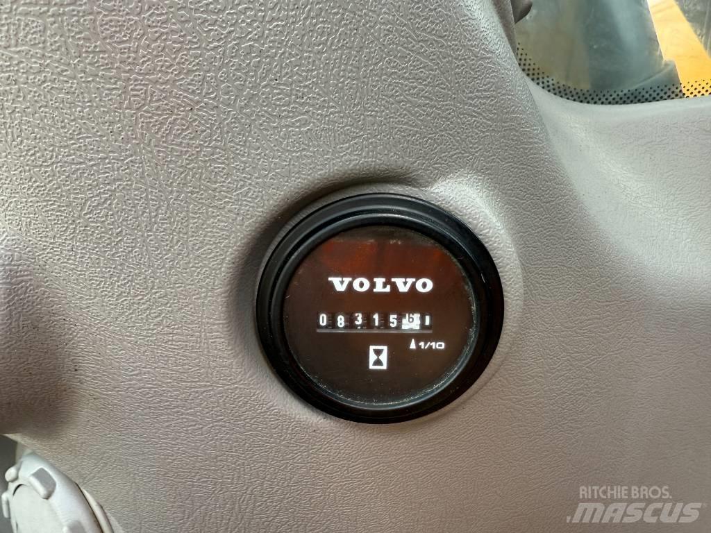 Volvo EC 140 EL 대형 굴삭기 29톤 이상