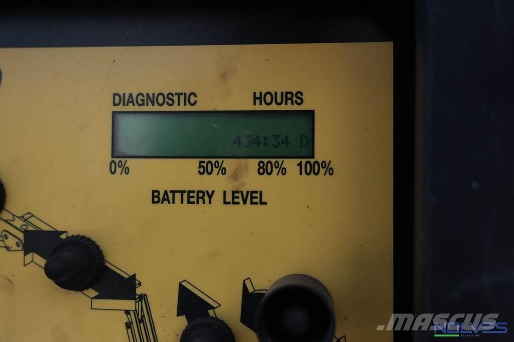 Airo SG1600JD 관절형 전동이동 리프트