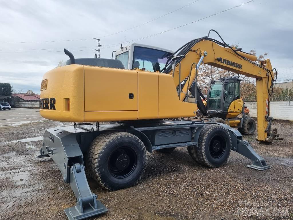 Liebherr A 900 C  휠 굴삭기