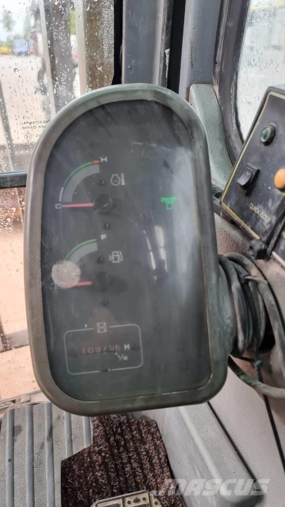 Volvo EC 210 B LC 대형 굴삭기 29톤 이상