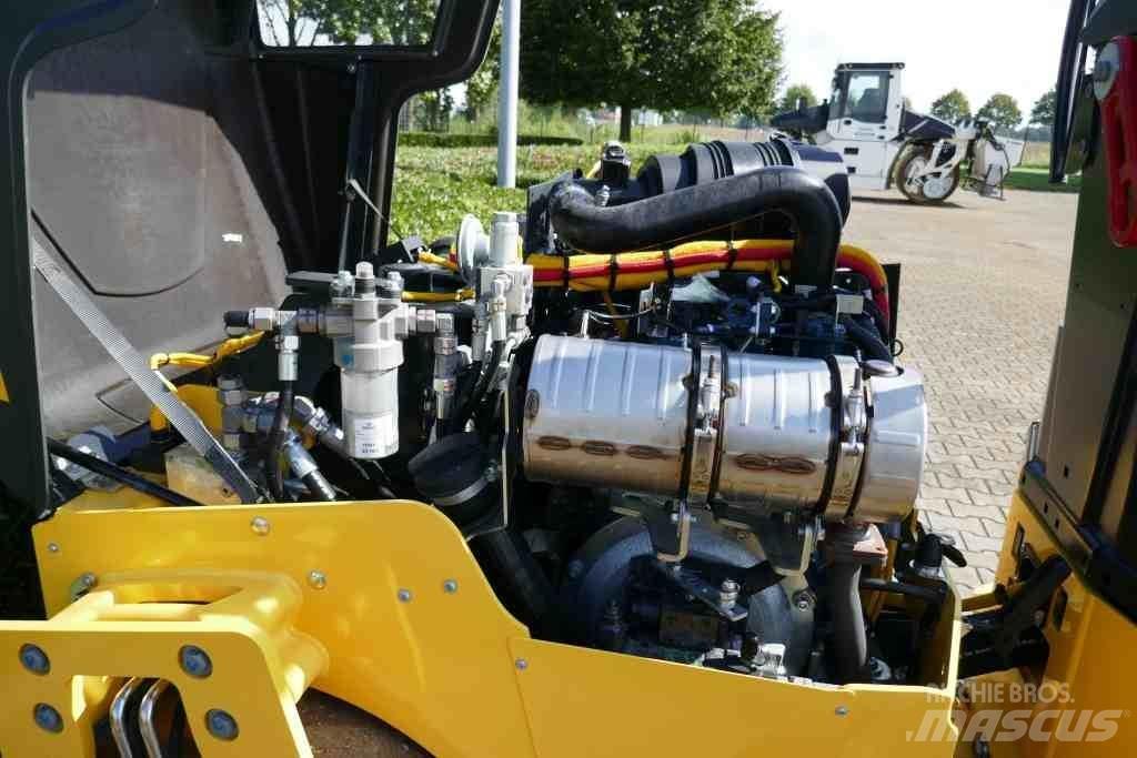 Bomag BW 120 AD-5 소형 아스팔트 기계
