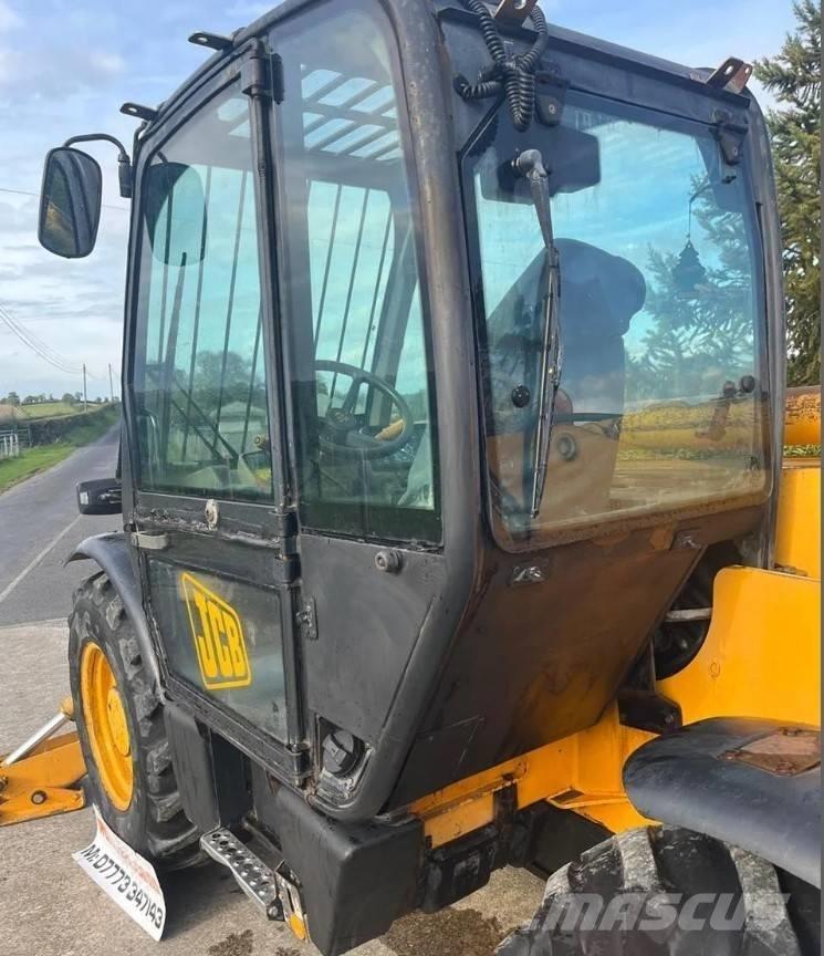 JCB 532-120 텔러 핸들러