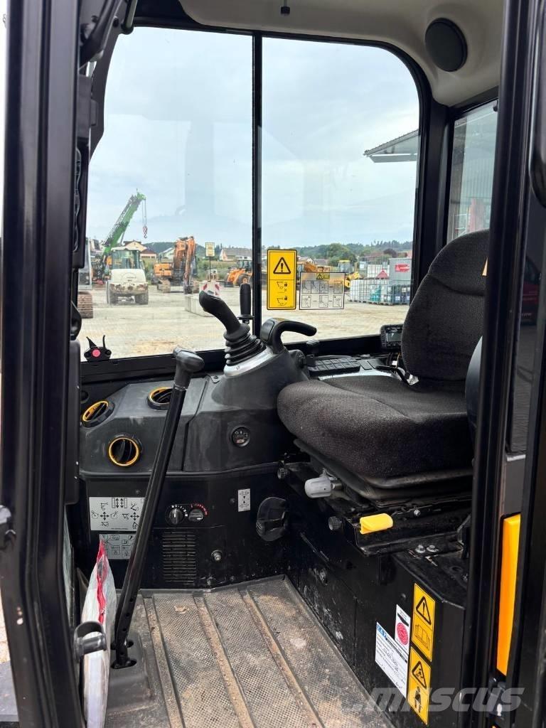 JCB 19 C-1 소형 굴삭기 7톤 미만