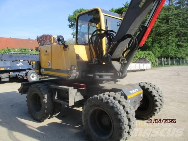 Volvo EW 70  휠 굴삭기