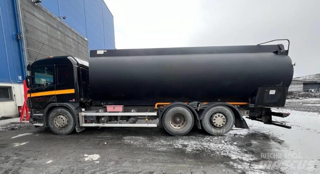 Scania P 114 트랙터 유닛