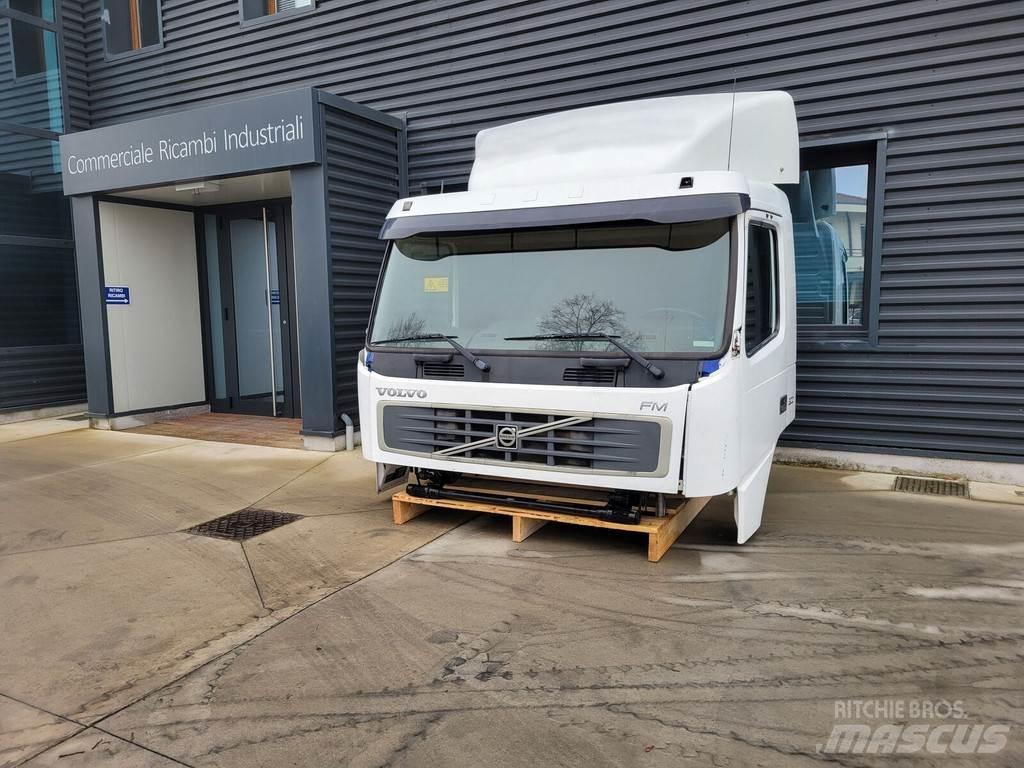 Volvo FL 캐빈 및 인테리어