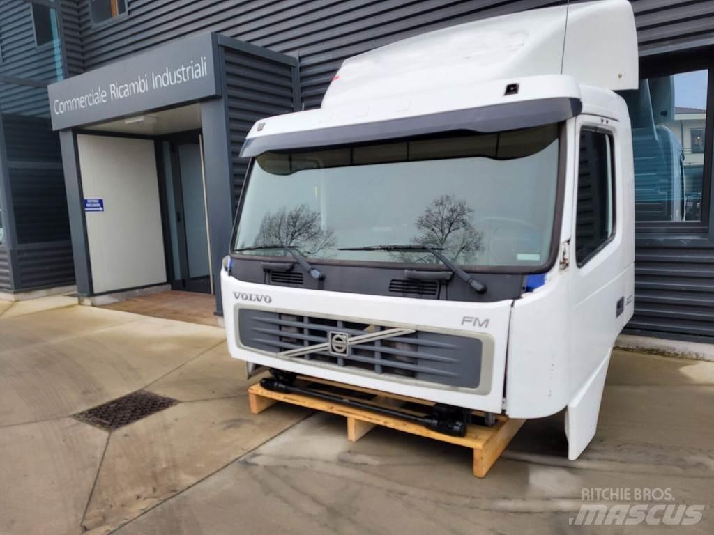Volvo FL 캐빈 및 인테리어