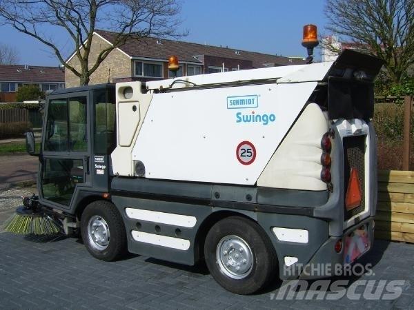 Schmidt Swingo 250 도로 청소차
