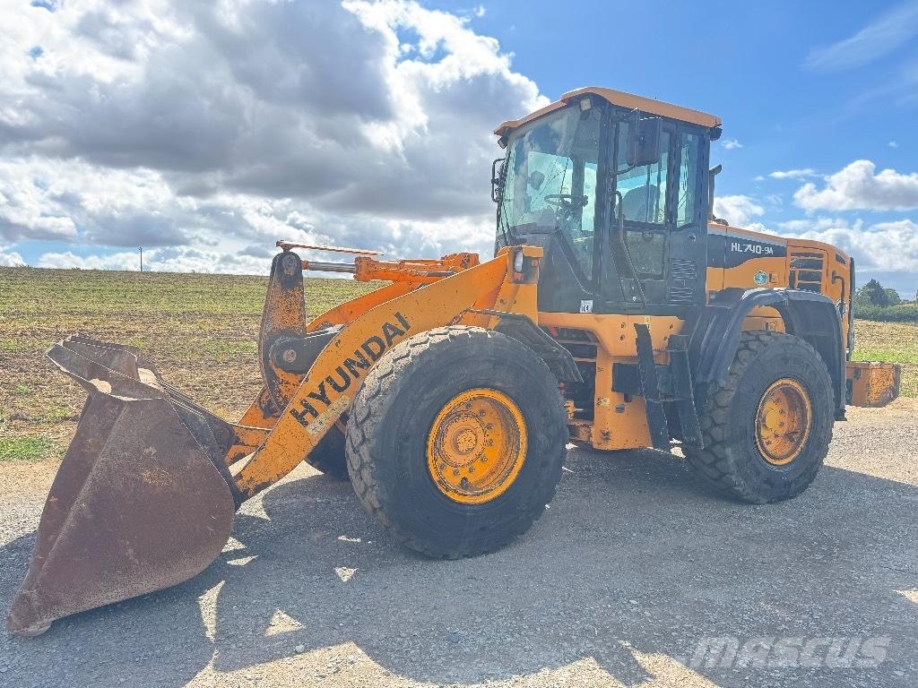 Hyundai HL 740-9 A  휠로우더