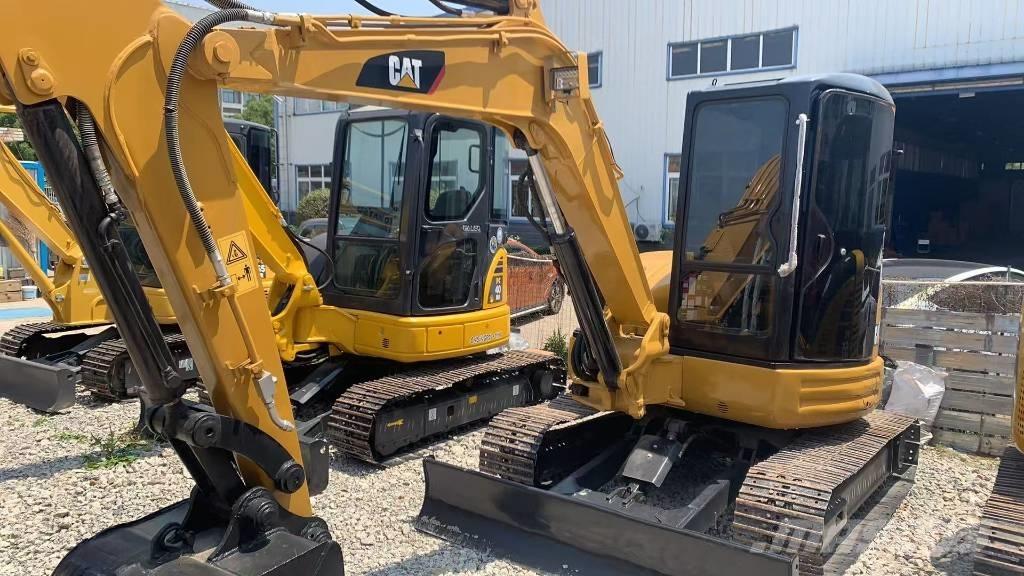 CAT 304 대형 굴삭기 29톤 이상