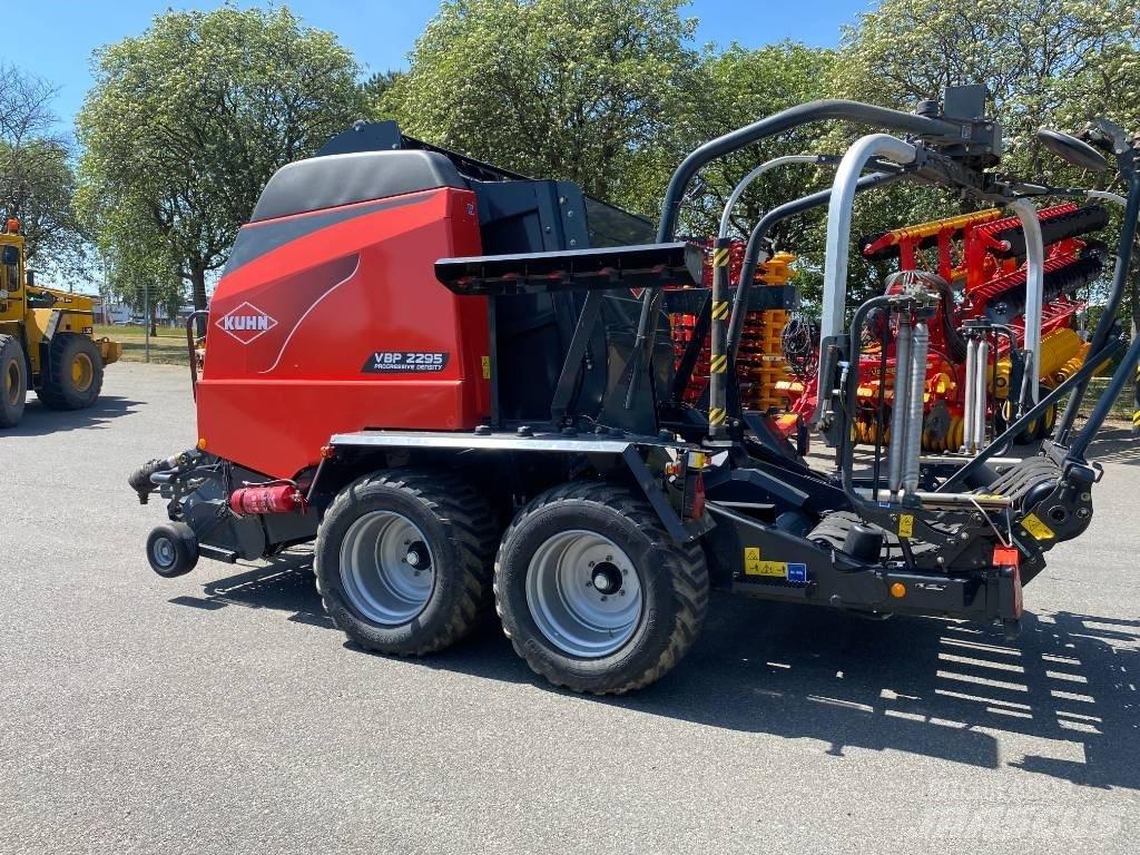 Kuhn VBP2295 원형 곤포기