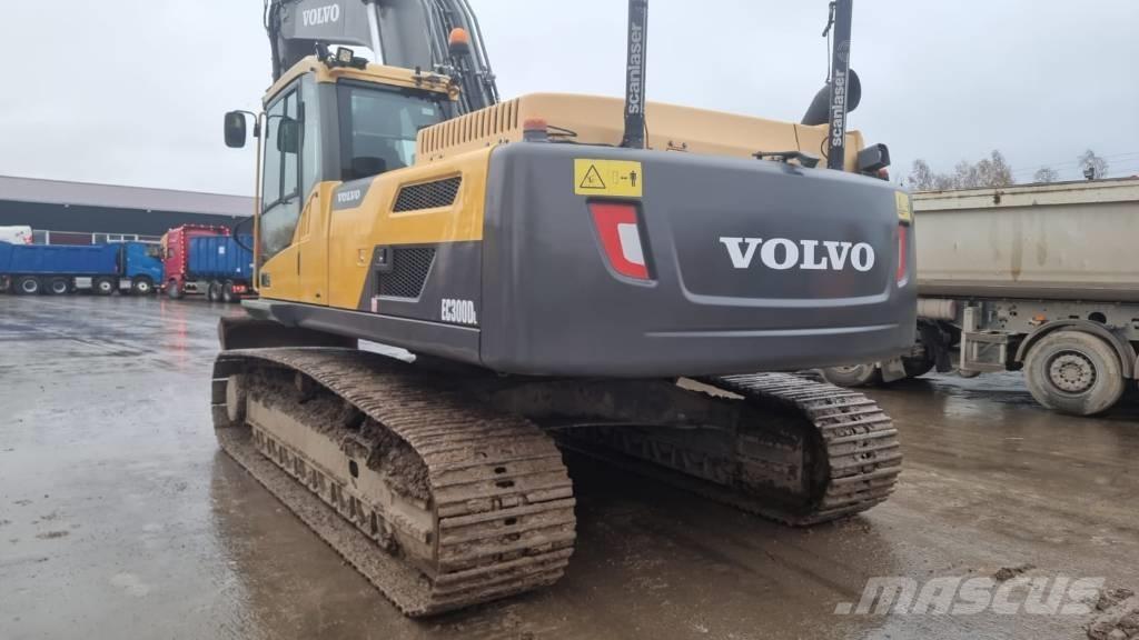 Volvo EC 300 D 대형 굴삭기 29톤 이상