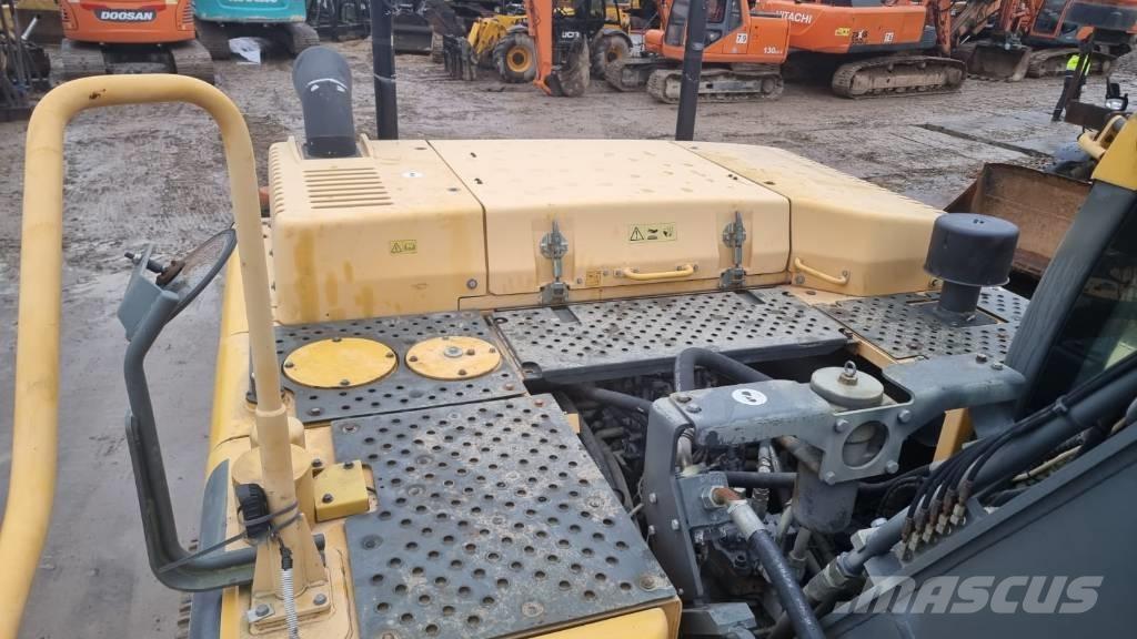 Volvo EC 300 D 대형 굴삭기 29톤 이상