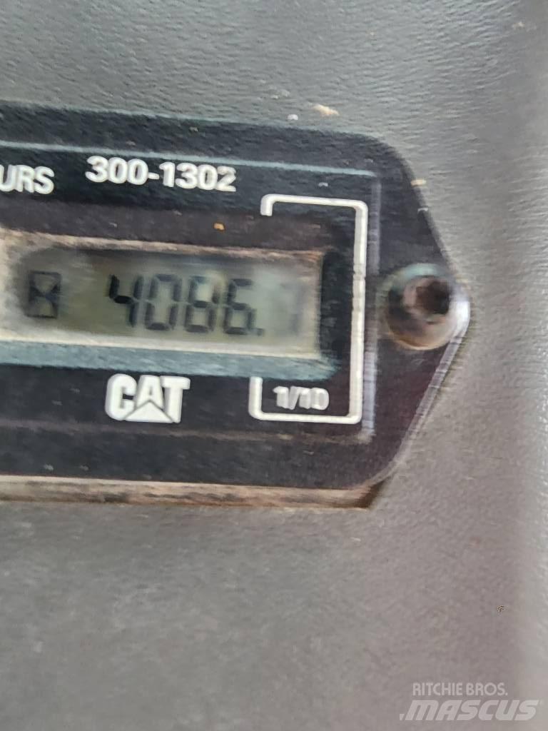 CAT 259 B  스키드로더