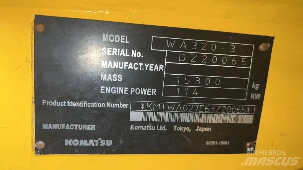 Komatsu WA320-3  휠로우더