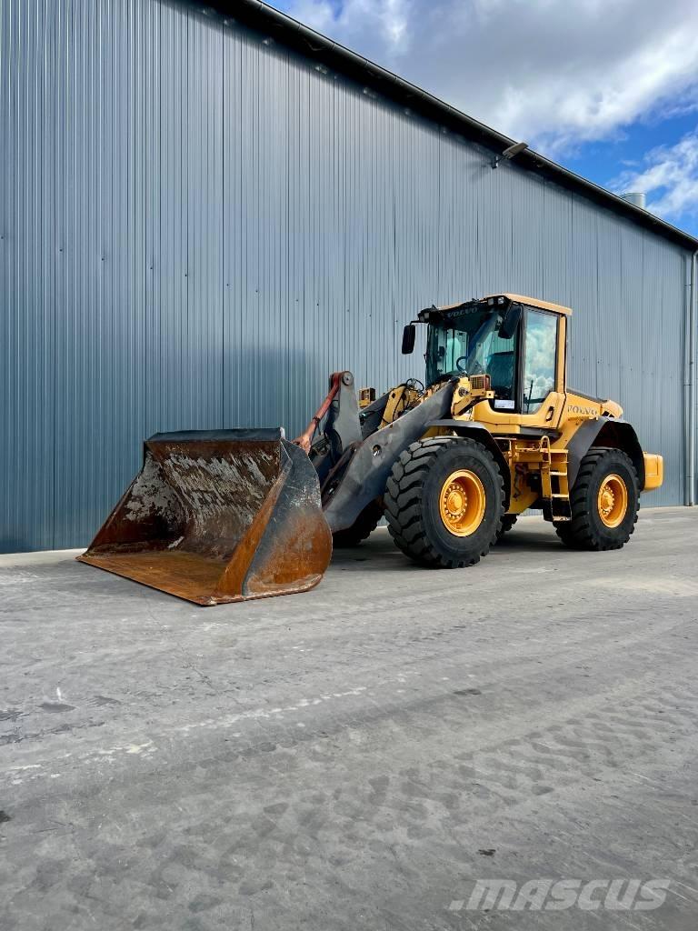 Volvo L90F  휠로우더