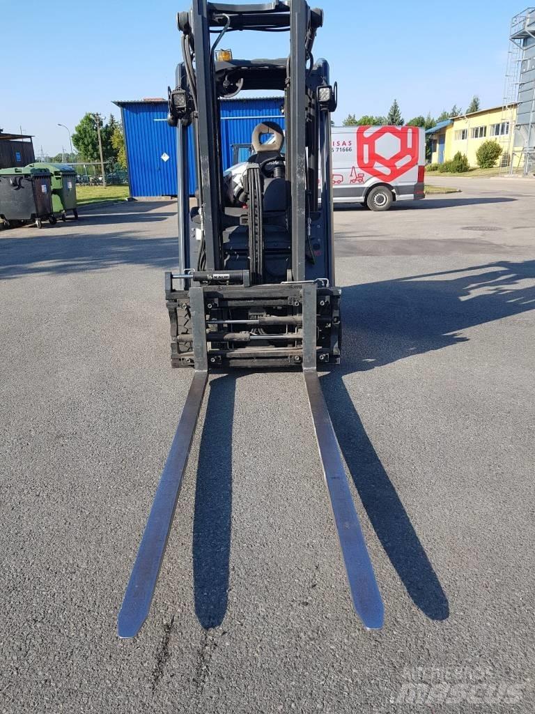 Linde E16C 전동 지게차