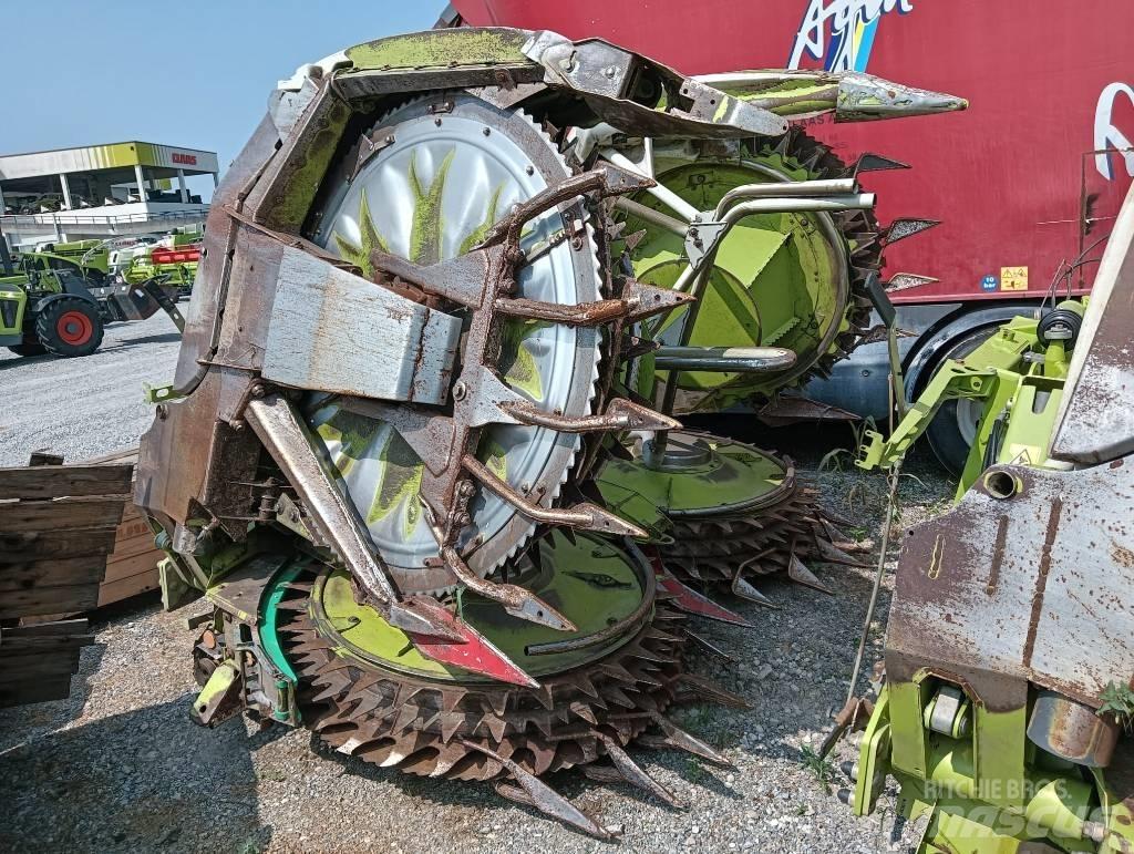 CLAAS Orbis 600 자동 초지기계