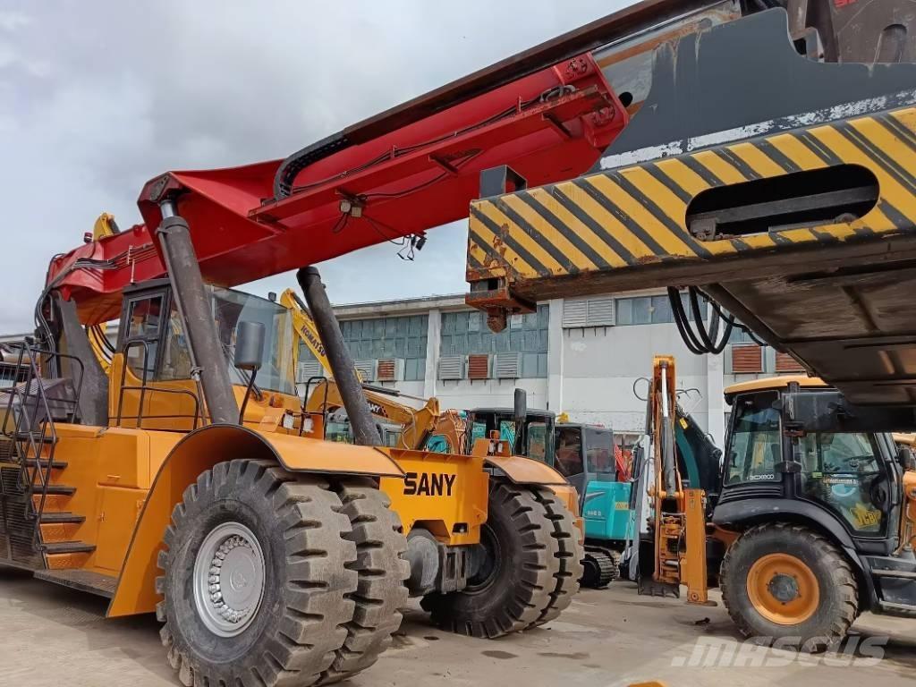 Sany SRSC 45 C30 리치 스태커