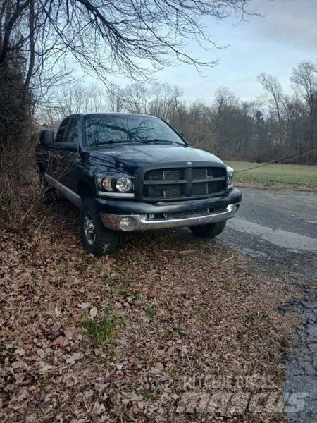 Dodge Ram 2500 기타