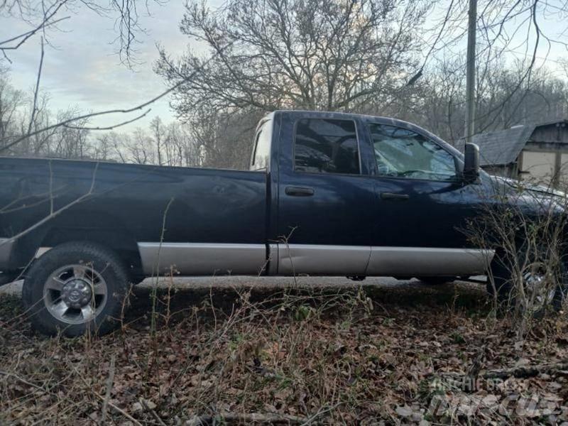 Dodge Ram 2500 기타