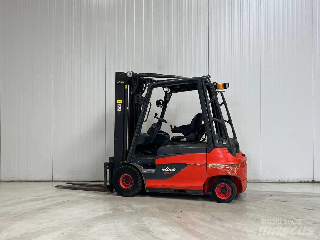 Linde E30-01 전동 지게차