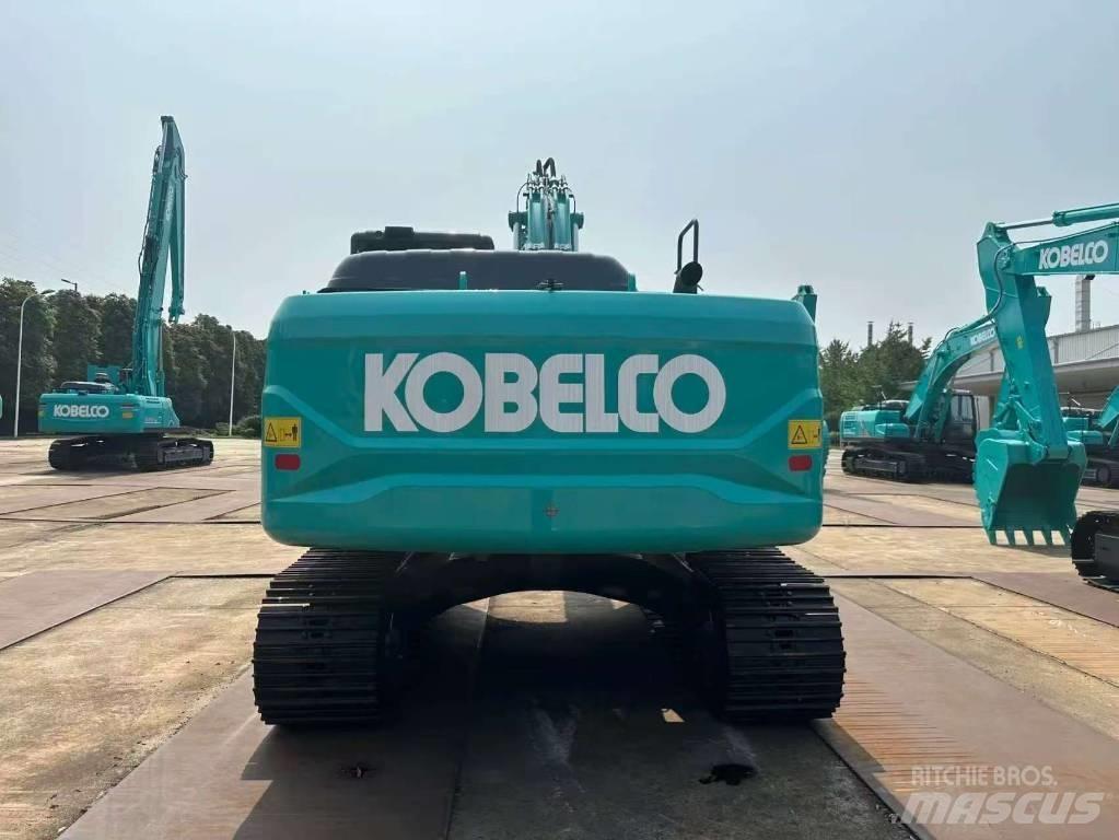 Kobelco SK 210 D 대형 굴삭기 29톤 이상