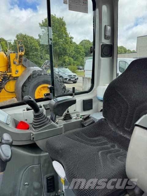 Takeuchi TB 216 소형 굴삭기 7톤 미만