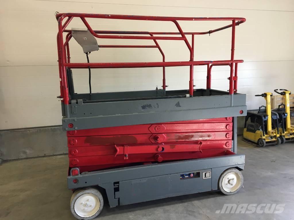 UpRight Saxlift X32N 트레일러 탑재 고소작업대