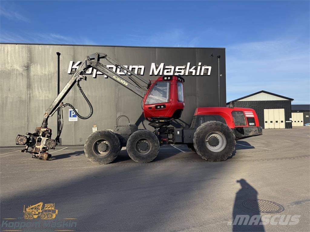 Komatsu 951 원목 하베스터