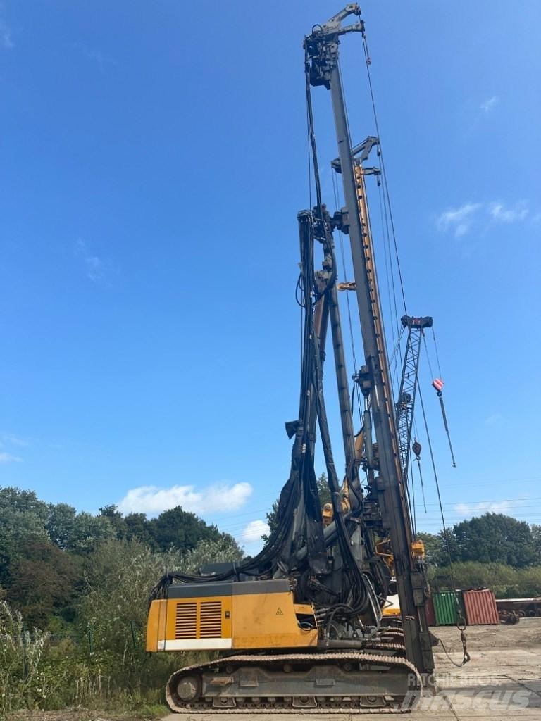 Liebherr LRB 155 말뚝설치기