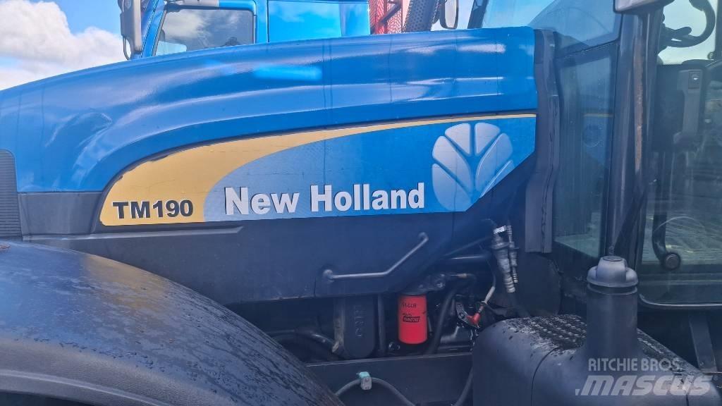 New Holland TM190 트랙터
