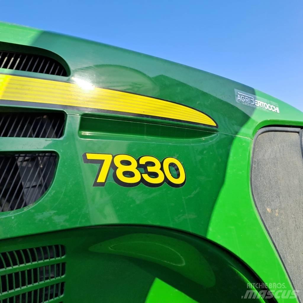 John Deere 7830 트랙터