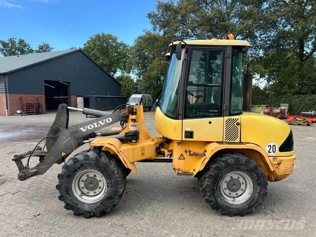 Volvo L 30 B  휠로우더