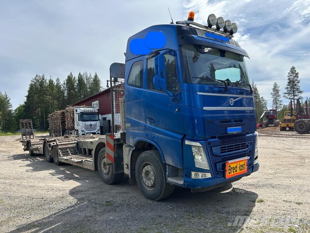 Volvo FH 500 산림 기계 운반 트럭