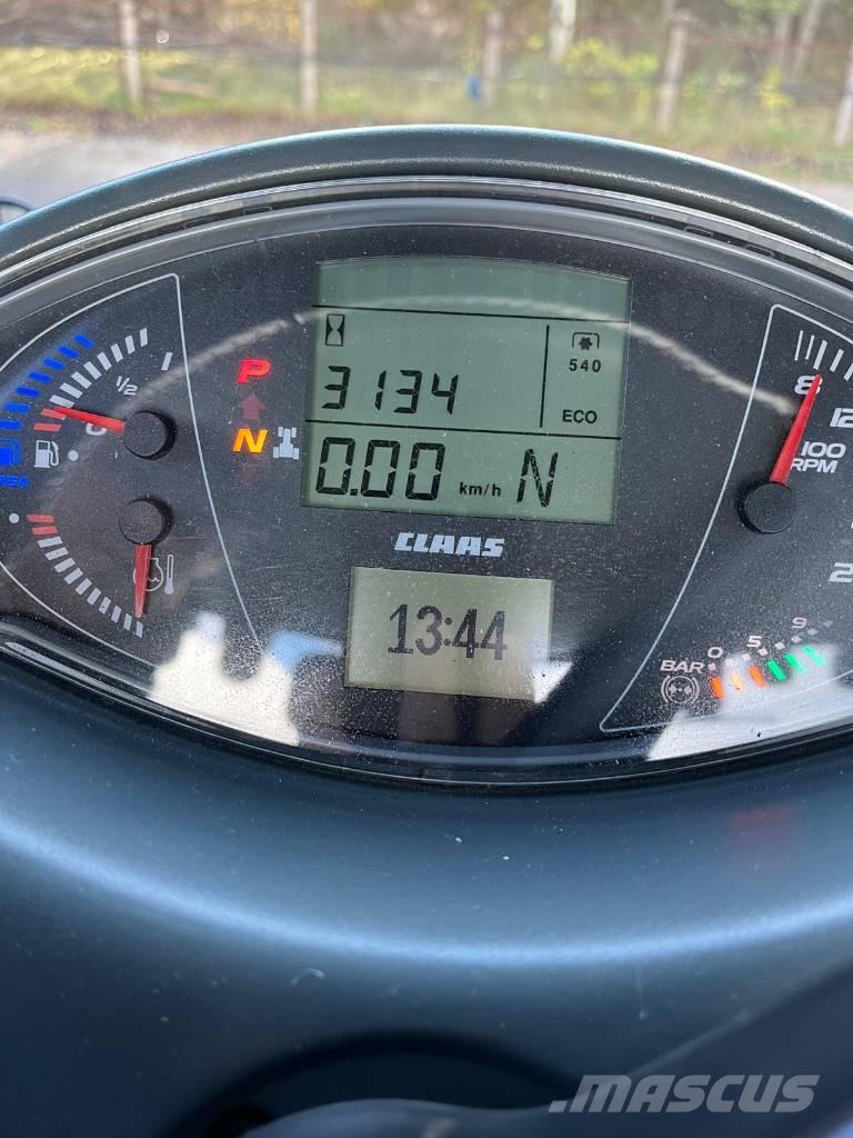 CLAAS Axion 870 트랙터