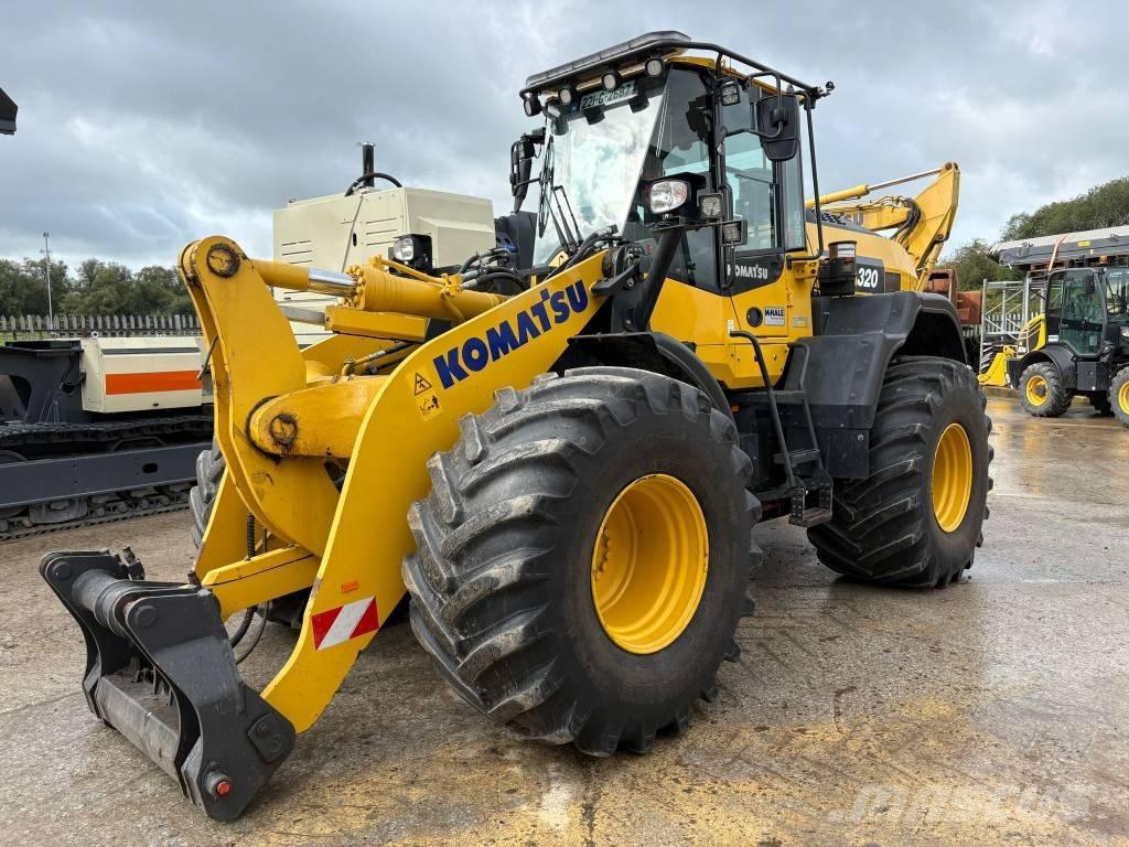 Komatsu WA320-8  휠로우더