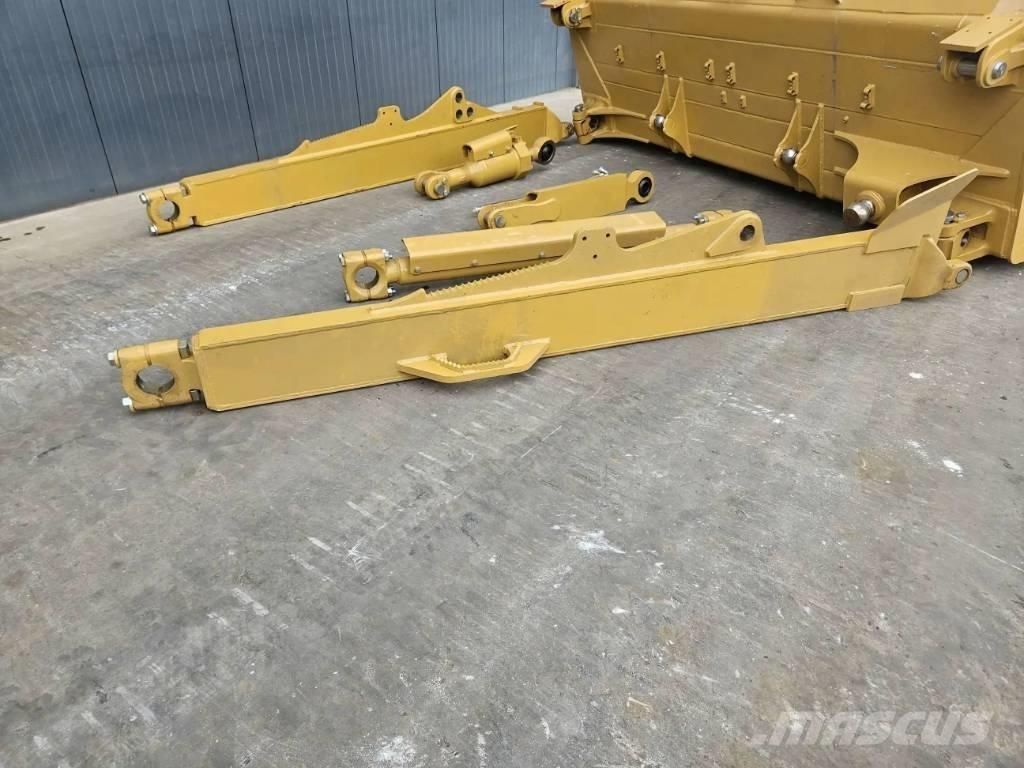 CAT D8R 삽날