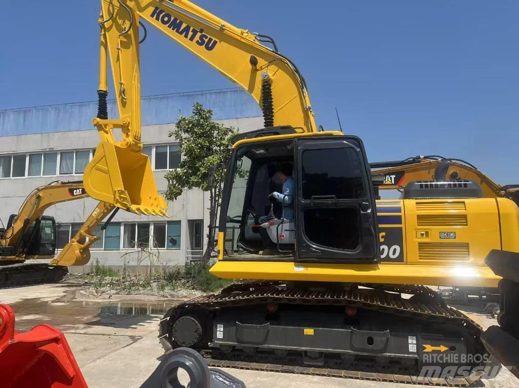 Komatsu PC 200 대형 굴삭기 29톤 이상