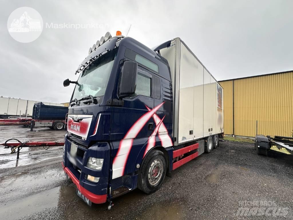 MAN TGX 26.480 탑차 트럭