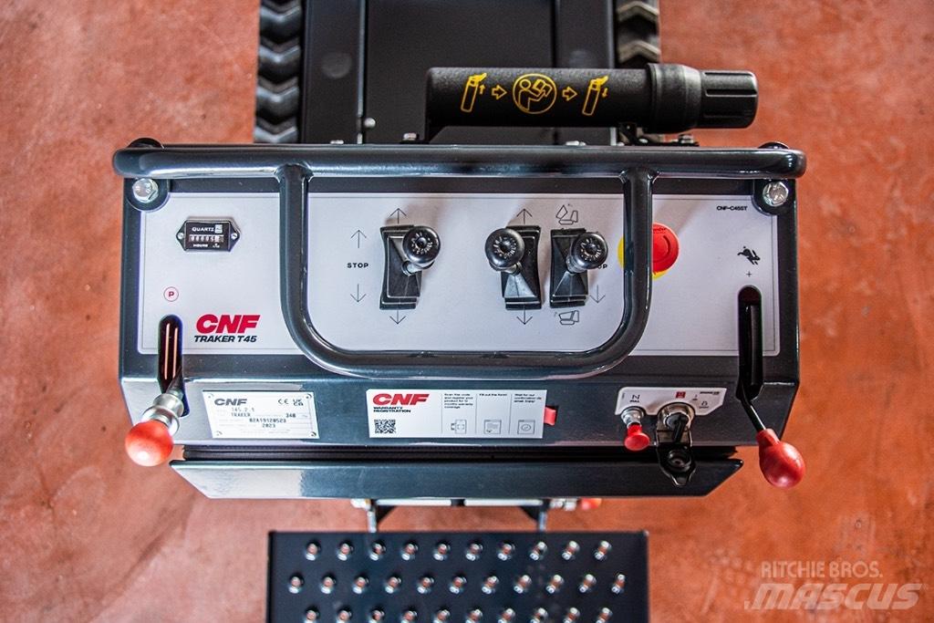 CNF T45  궤도식 덤프