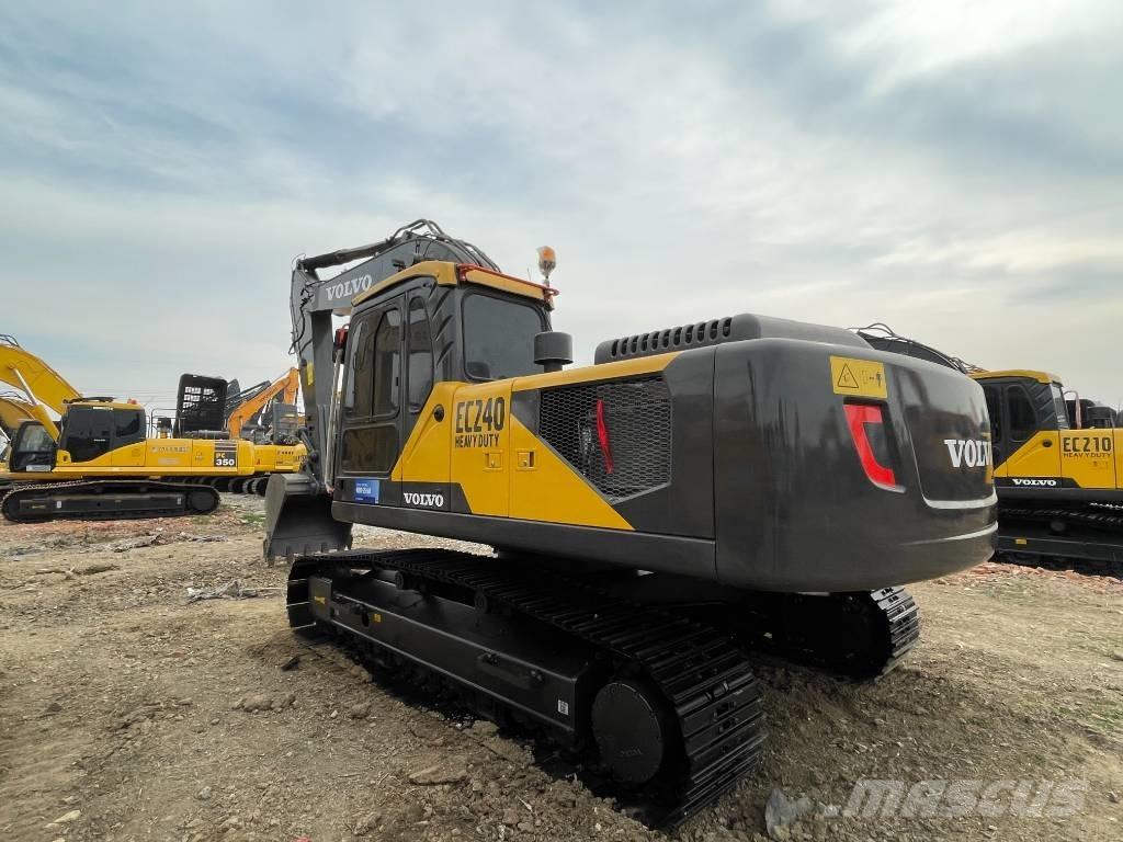 Volvo EC 240 대형 굴삭기 29톤 이상