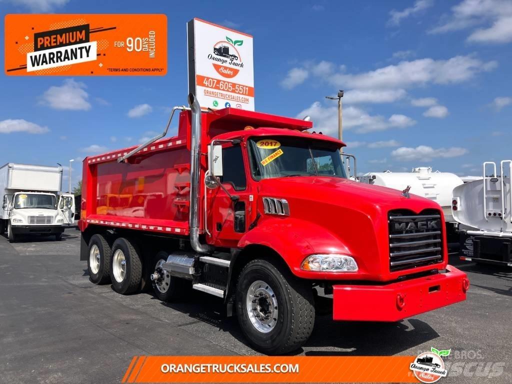 Mack Granite 덤프 트럭