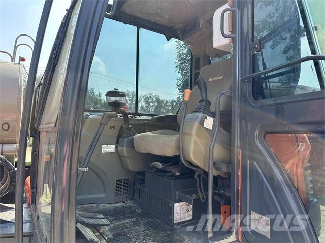 Doosan DX55 소형 굴삭기 7톤 미만