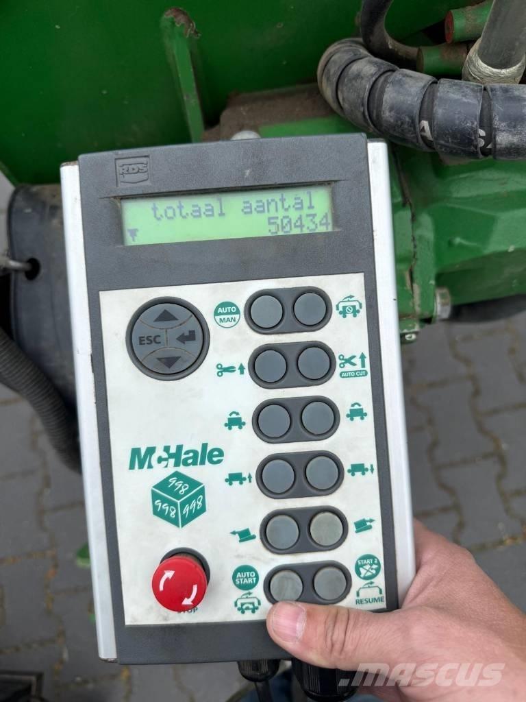 McHale 998 건초 포장기
