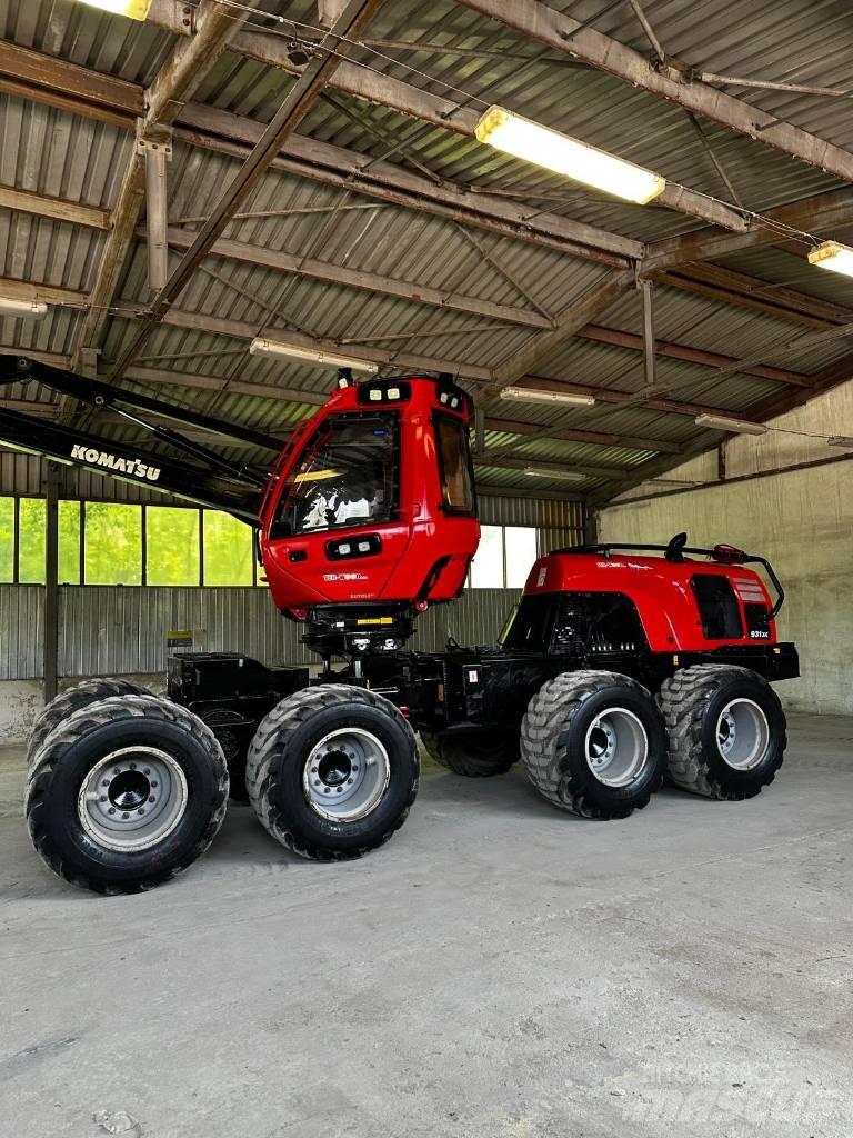 Komatsu 931 XC 원목 하베스터